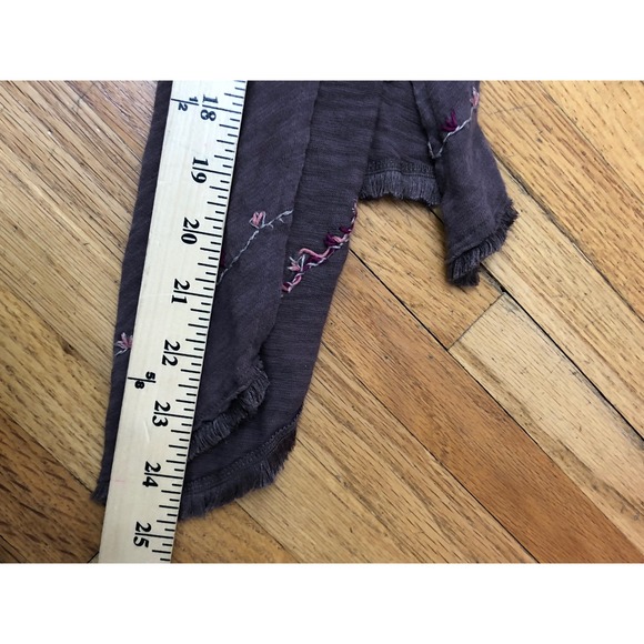 Free People Women's Blouse Embroidered Bell Sleeve Keyhole Neck Pink Boho - Picture 11 of 11